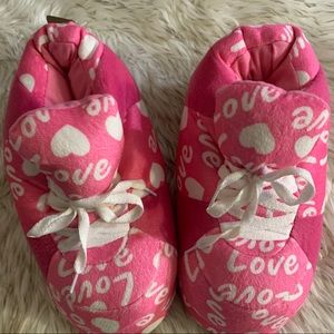 New- Comfy Feet Slipper Shoes